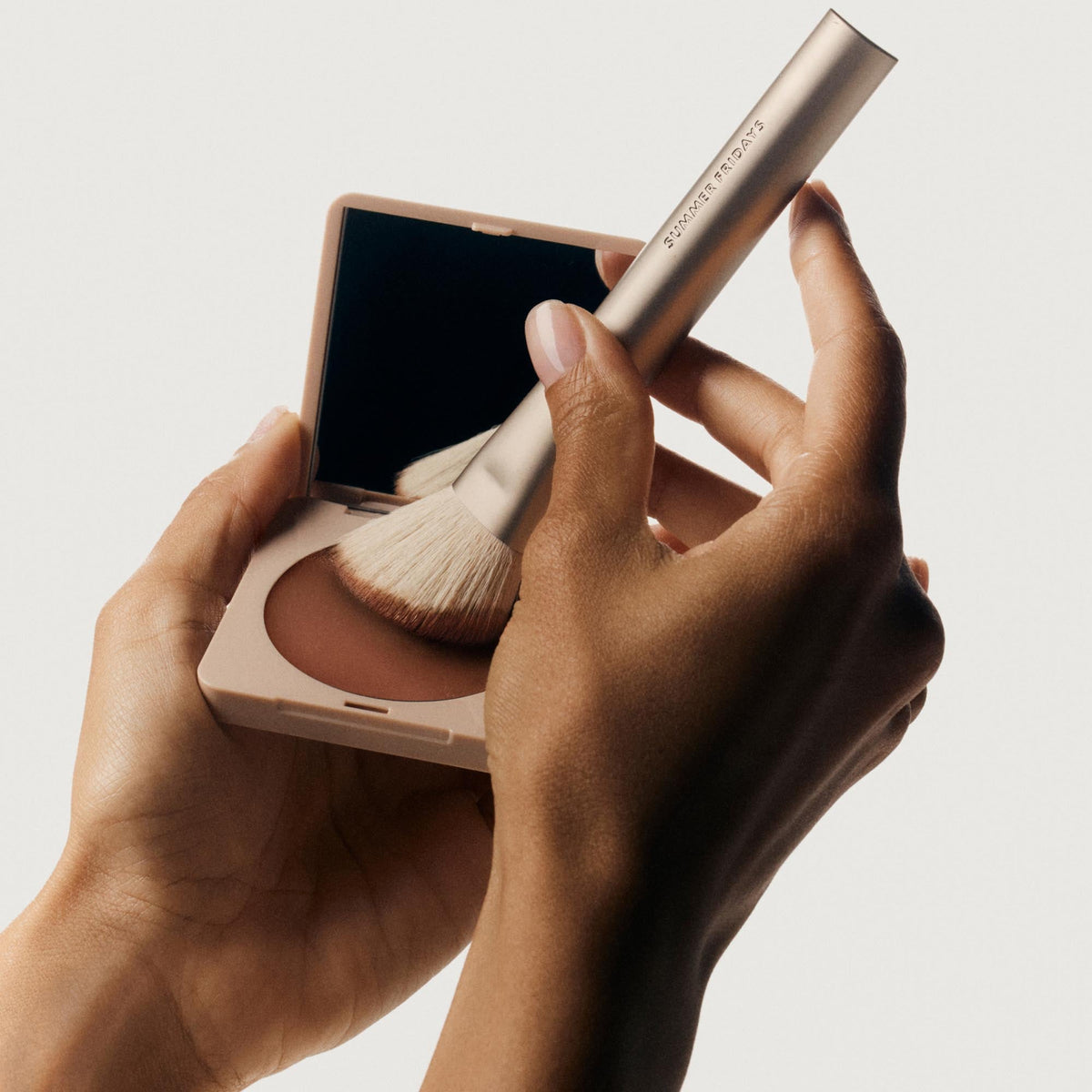 the-bronzer-brush-q2 Bronzer_Brush-3.jpg