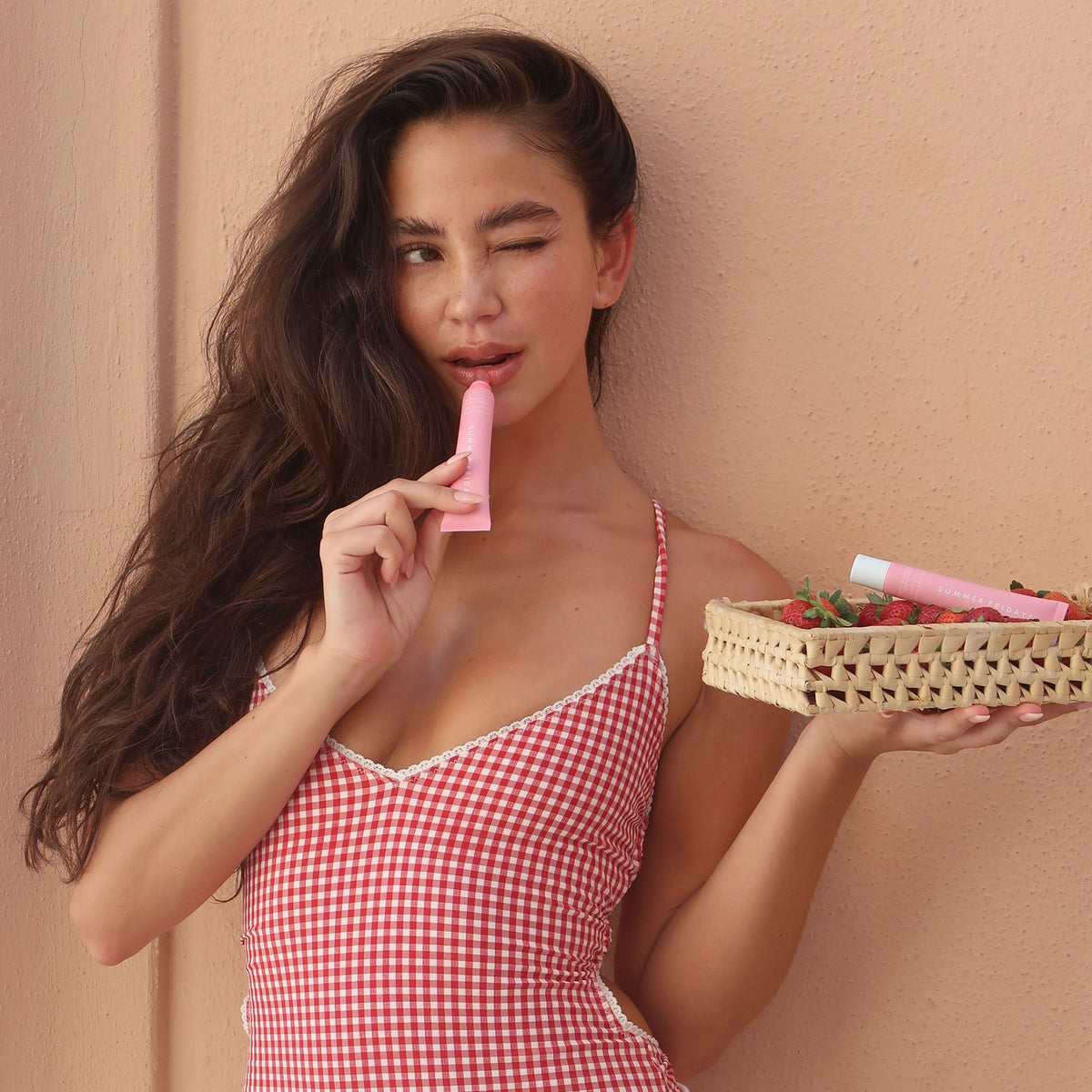 lip-butter-balm-strawberry-soft-serve-k2 LBBStrawberrySoftServe-Cristina.jpg