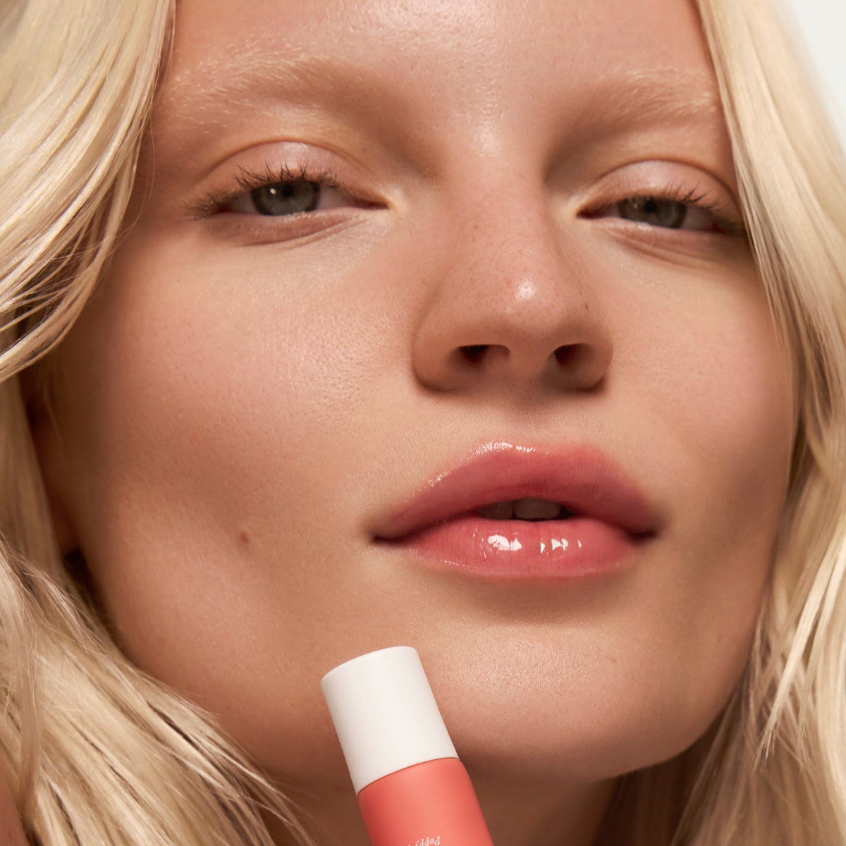 lip-butter-balm-poppy-k5 PDP_LBB-Poppy-1.jpg