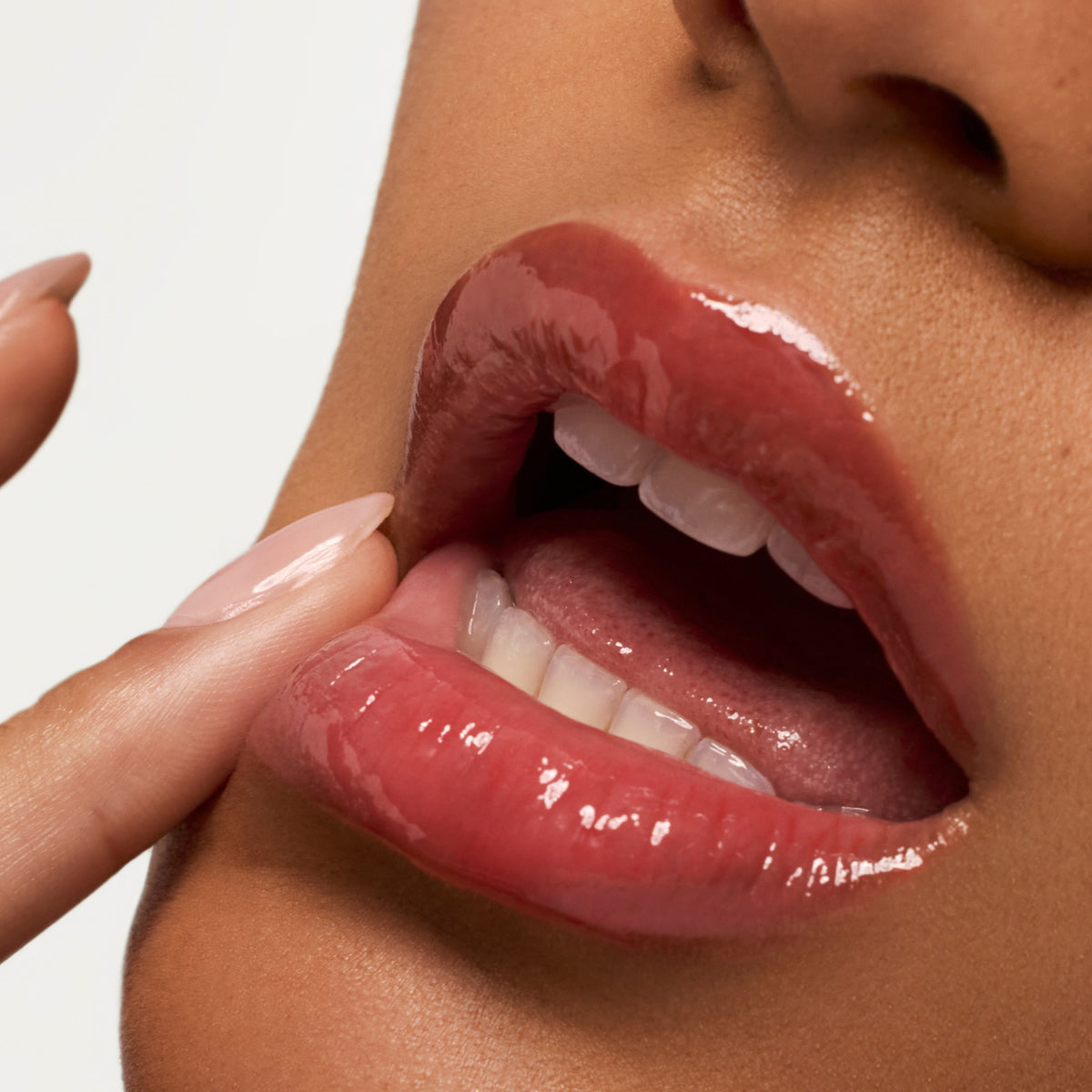 lip-butter-balm-poppy-k5 PDP_LBB-Poppy-2.jpg